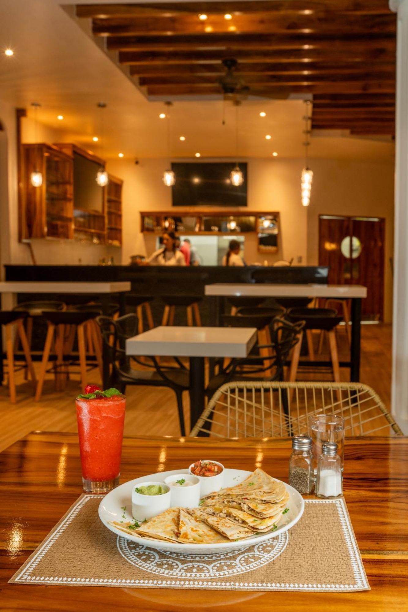 Hotel Los Higuerones Paso Canoas Экстерьер фото
