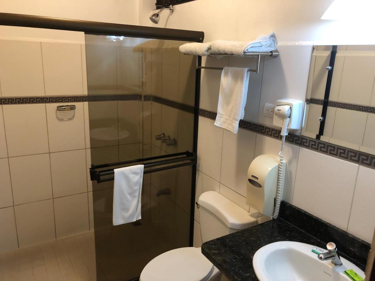 Hotel Los Higuerones Paso Canoas Экстерьер фото